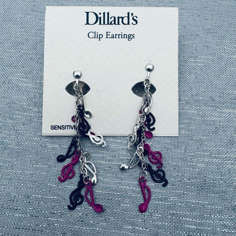 Music Musical Notes Cascading Earrings - Picture 2 of 4